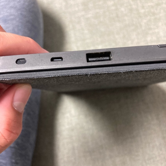 Surface 3 Microsoft Laptop/Tablet - Picture 6 of 7